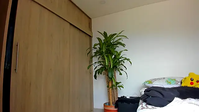 aldrinwhite online show from March 2026 05:58:01 PM