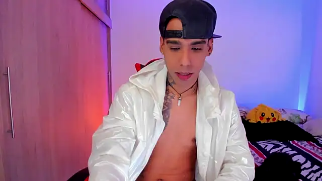 aldrinwhite online show from February 2026 05:48:01 PM