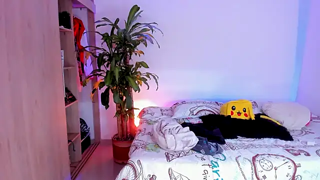 aldrinwhite online show from May 2026 04:46:01 PM