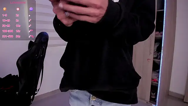 aldrinwhite online show from March 2025 02:36:01 PM