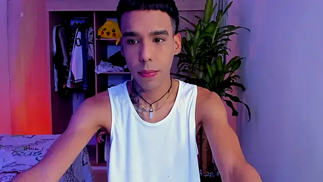 aldrinwhite online show from November 2025 06:08:01 PM