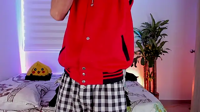 aldrinwhite online show from October 2025 04:40:02 PM