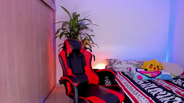 aldrinwhite online show from March 2026 08:33:01 PM