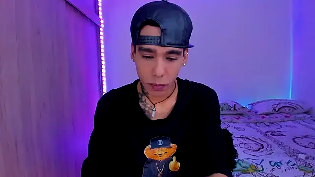 aldrinwhite online show from January 2026 05:17:02 PM