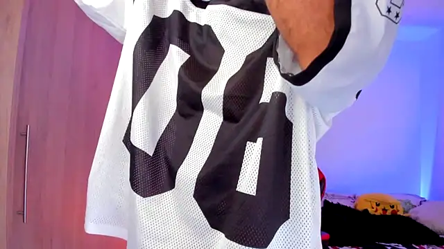 aldrinwhite online show from February 2026 03:36:01 PM