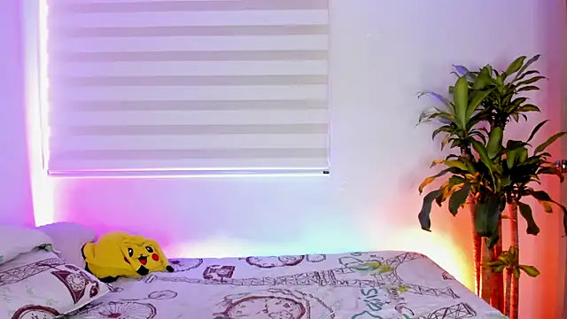 aldrinwhite online show from September 2025 06:13:02 PM