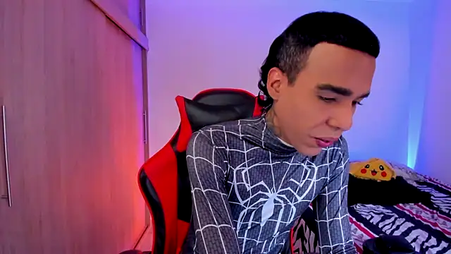 aldrinwhite online show from February 2026 04:40:01 PM