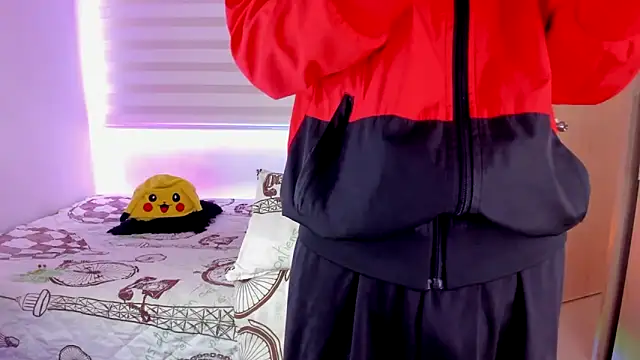 aldrinwhite online show from October 2025 06:09:01 PM