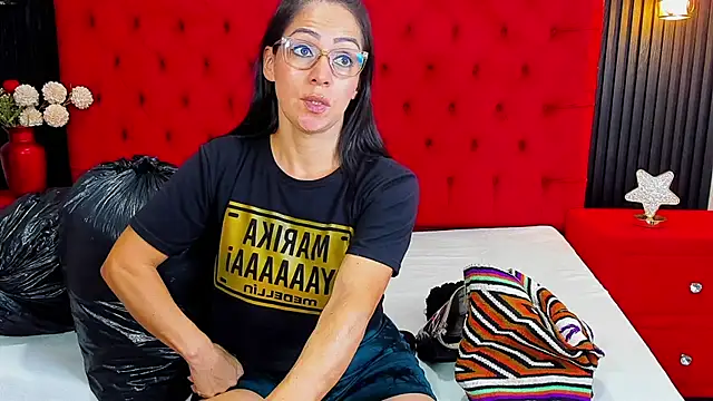 KateTompson  online show from July 2026 07:37:01 PM