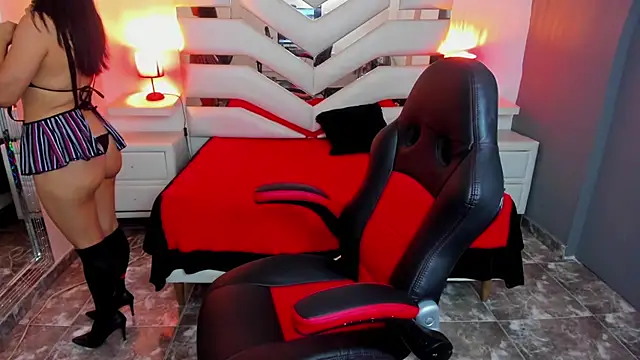 KateTompson  online show from February 2026 01:10:01 PM