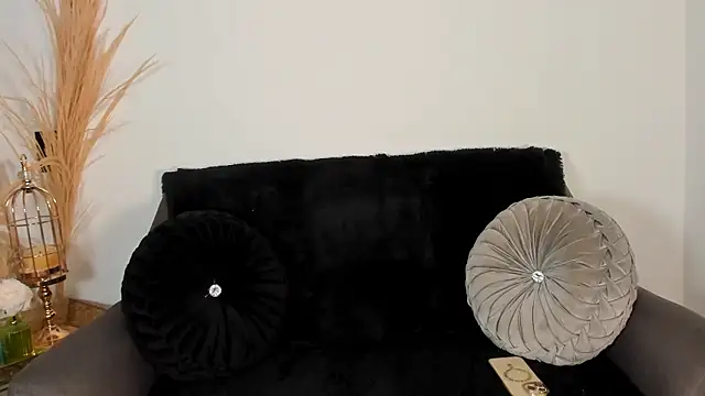 Chrishell  online show from January 2026 05:22:02 AM