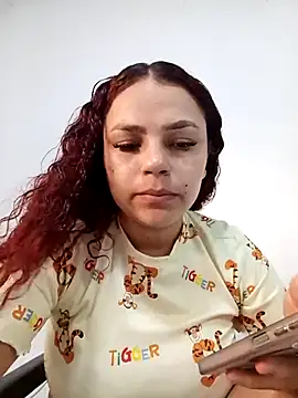 Mommy-Hot online show from February 2026 01:00:01 PM