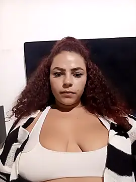 Snapshot of Mommy-Hot chatting on October 2025 12:22:02 AM Mommy-Hot online show from October 2025 12:22:02 AM