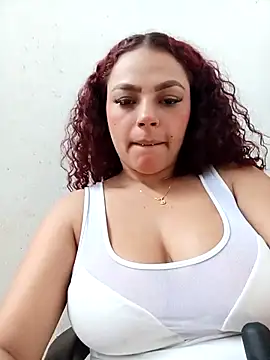 Mommy-Hot online show from February 2026 01:22:02 PM