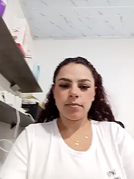 Mommy-Hot online show from February 2026 01:58:01 AM