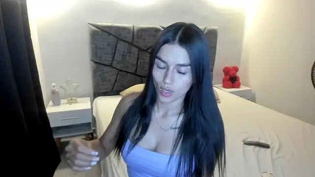 cloe fox online show from March 2026 07:26:02 AM