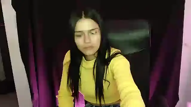 cloe fox online show from October 2025 01:39:01 AM