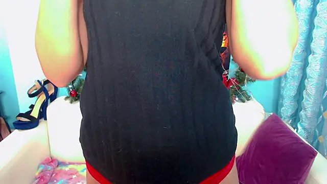 Snapshot of LindaaLu chatting on January 2025 05:13:01 AM LindaaLu online show from January 2025 05:13:01 AM
