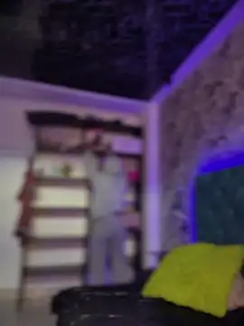 Melany Williams online show from March 2026 01:04:01 PM