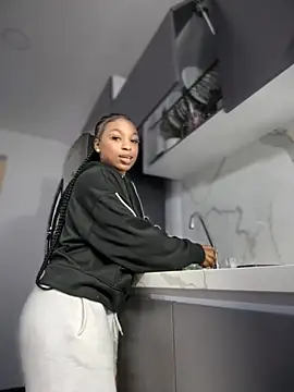 Melany Williams online show from November 2025 02:21:03 PM