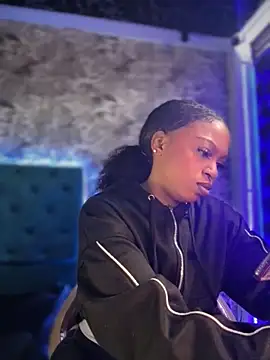 Melany Williams online show from November 2025 12:50:02 PM