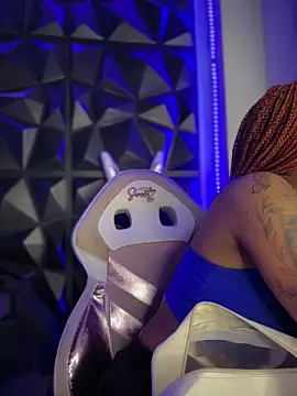 Melany Williams online show from November 2025 01:12:02 PM