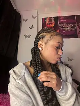 Melany Williams online show from April 2026 12:42:01 AM