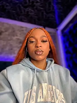 Melany Williams online show from November 2025 01:00:02 PM