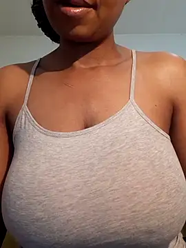 Snapshot of realsquirter chatting on November 2025 07:34:01 AM realsquirter online show from November 2025 07:34:01 AM