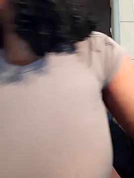 Snapshot of realsquirter chatting on November 2025 08:24:01 AM realsquirter online show from November 2025 08:24:01 AM