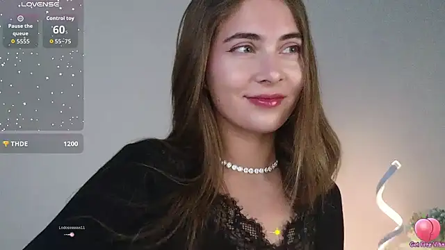 chloi hes online show from November 2025 10:25:02 AM