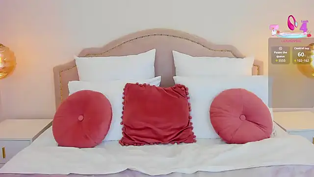 MissLoou online show from November 2025 06:18:02 AM