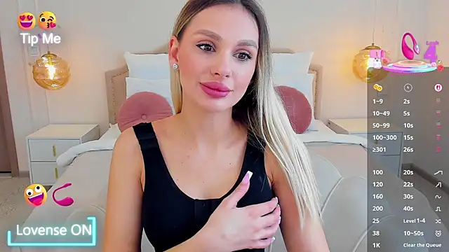 MissLoou online show from January 2026 06:17:01 AM