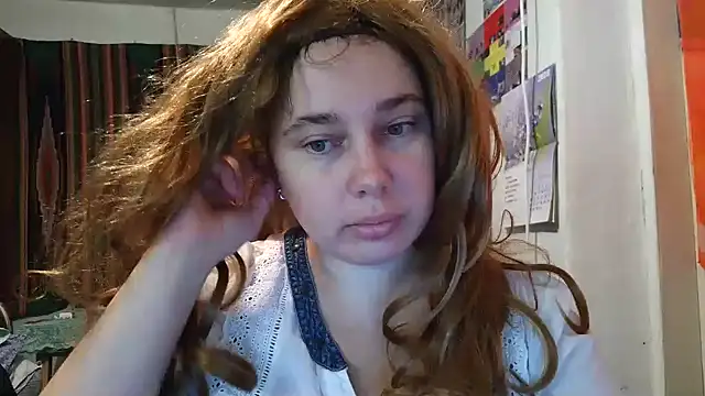 Cora Maro online show from September 2025 12:21:01 PM