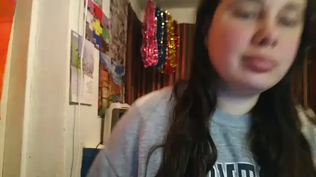 Snapshot of Cora_Maro chatting on October 2025 12:15:02 PM Cora Maro online show from October 2025 12:15:02 PM