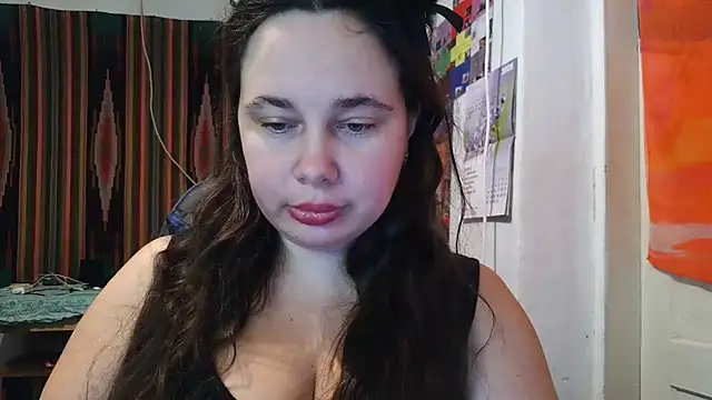 Cora Maro online show from October 2025 01:33:01 PM