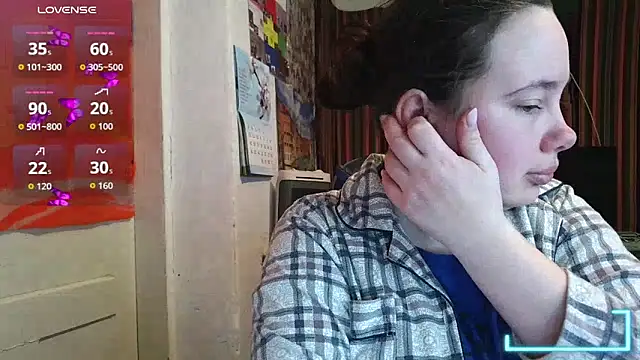 Cora Maro online show from April 2026 11:22:02 PM