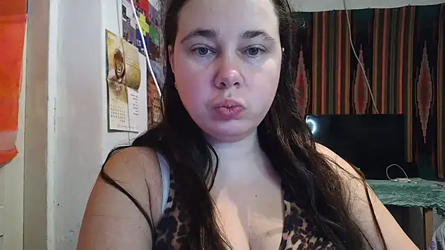 Snapshot of Cora_Maro chatting on November 2025 10:43:02 PM Cora Maro online show from November 2025 10:43:02 PM