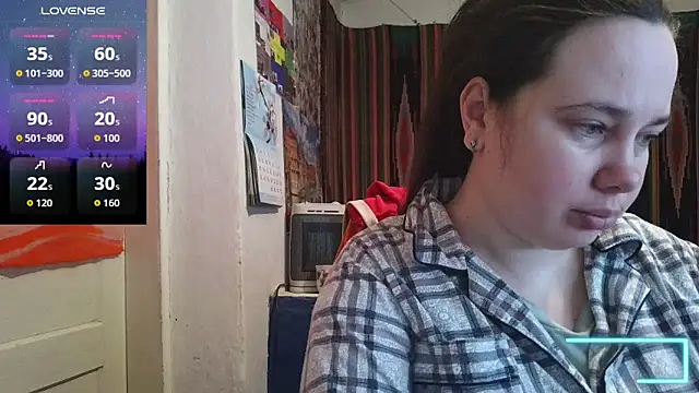 Cora Maro online show from April 2026 11:28:01 PM