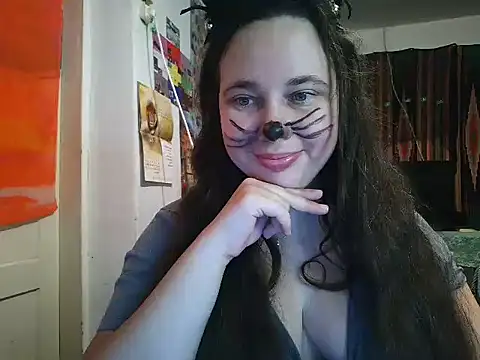 Snapshot of Cora_Maro chatting on November 2025 01:04:02 PM Cora Maro online show from November 2025 01:04:02 PM