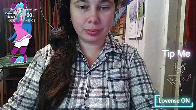 Cora Maro online show from September 2025 11:44:01 PM
