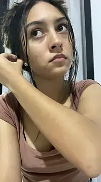 Snapshot of Emelie_Ch1 chatting on March 2025 02:19:02 AM Emelie Ch1 online show from March 2025 02:19:02 AM