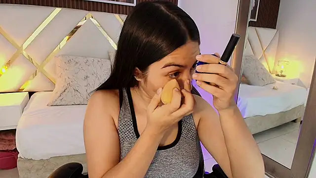 Emelie Ch1 online show from March 2026 04:12:01 AM