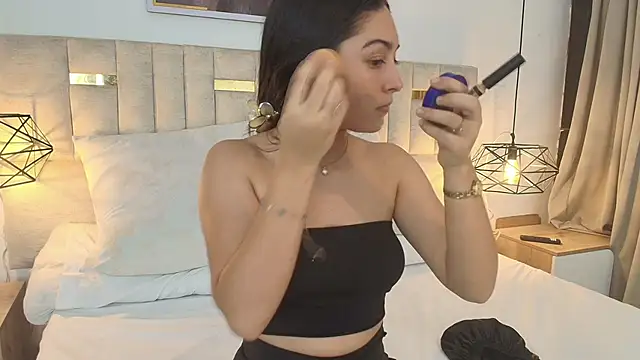 Emelie Ch1 online show from April 2026 02:56:01 AM