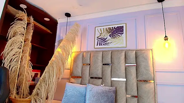 Snapshot of Emelie_Ch1 chatting on March 2025 05:35:01 AM Emelie Ch1 online show from March 2025 05:35:01 AM