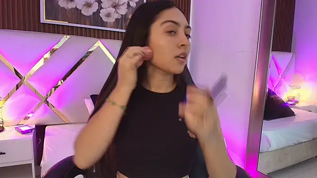 Emelie Ch1 online show from May 2026 05:26:01 AM