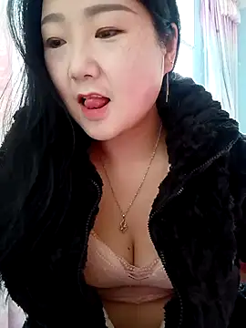 Snapshot of AHL756 chatting on January 2025 02:22:02 AM AHL756 online show from January 2025 02:22:02 AM