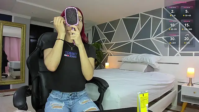 Snapshot of charolbruce_1 chatting on October 2025 12:04:02 PM charolbruce 1 online show from October 2025 12:04:02 PM