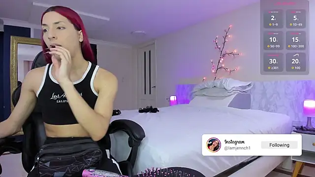 Snapshot of charolbruce_1 chatting on November 2025 12:31:02 PM charolbruce 1 online show from November 2025 12:31:02 PM