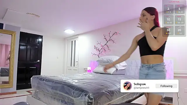 charolbruce 1 online show from March 2026 12:17:02 PM